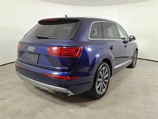 2019 Audi Q7 55 Premium Plus