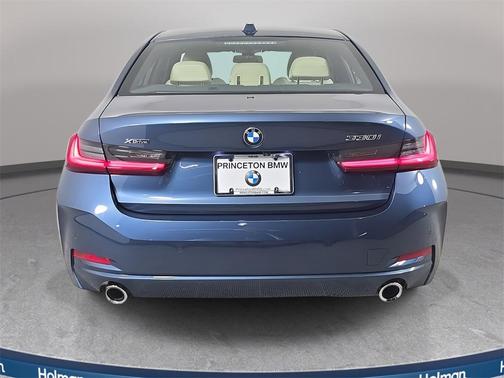 2025 BMW 330 i xDrive