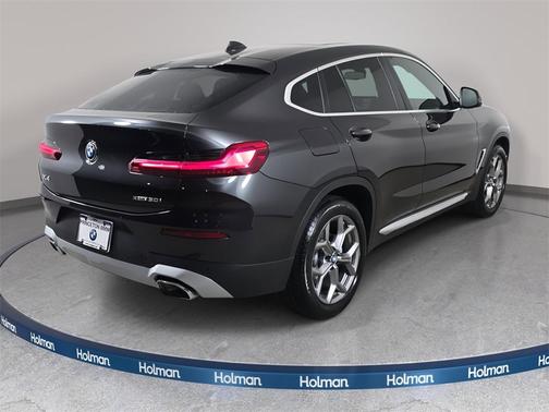2025 BMW X4 xDrive30i