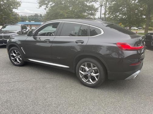 2025 BMW X4 xDrive30i