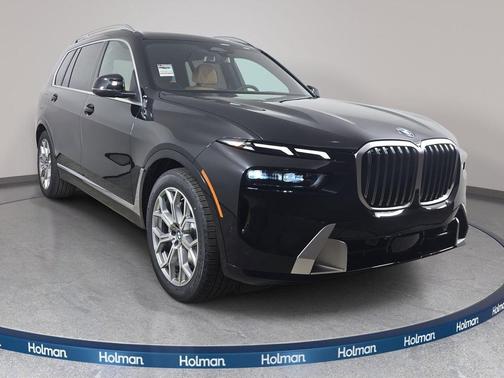 Black Sapphire Metallic 2026 BMW X7 xDrive40i