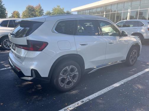 2025 BMW X1 xDrive28i