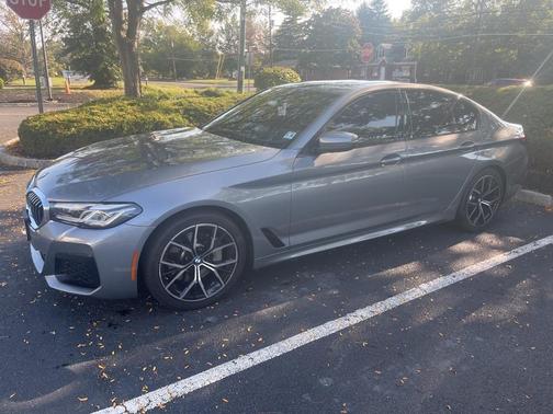 2023 BMW 530 i xDrive