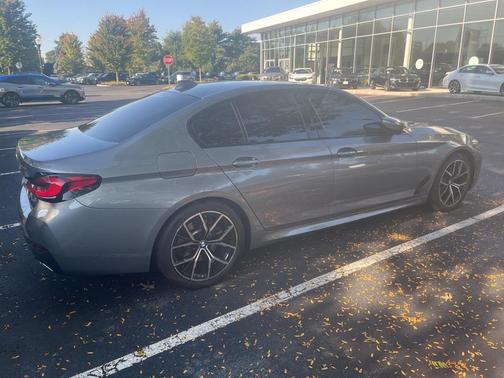 2023 BMW 530 i xDrive