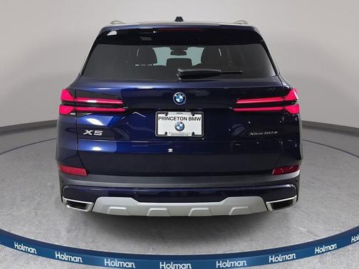 Tanzanite Blue II Metallic 2026 BMW X5 PHEV xDrive50e