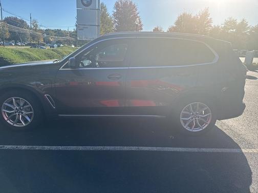 2023 BMW X5 PHEV xDrive45e