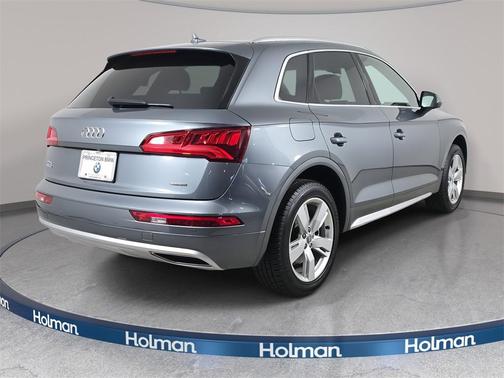 2019 Audi Q5 2.0T Premium Plus