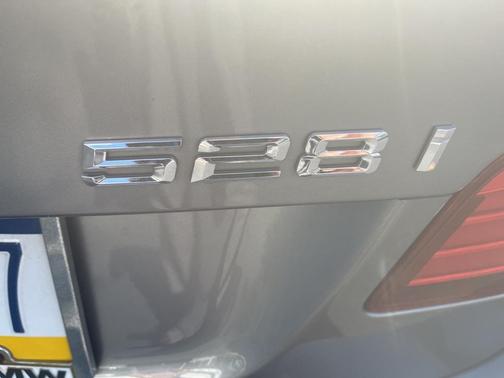 2016 BMW 528 i xDrive