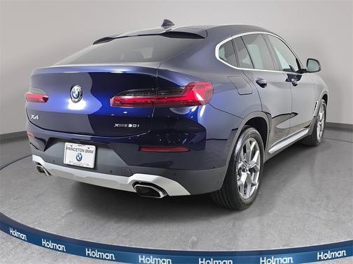 2023 BMW X4 xDrive30i