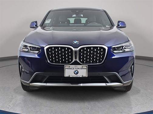 2023 BMW X4 xDrive30i