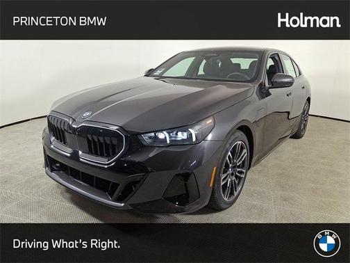 2025 BMW 550e xDrive