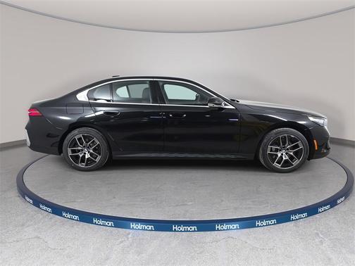 2026 BMW 530 i xDrive