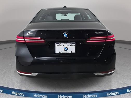 2026 BMW 530 i xDrive