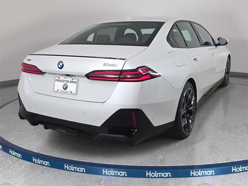 2026 BMW 540 i xDrive