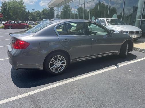 2013 INFINITI G37x Base