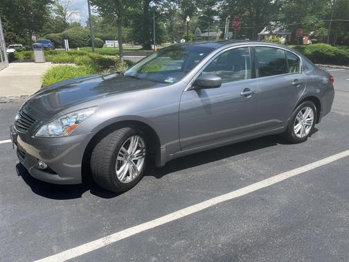 2013 INFINITI G37x Base