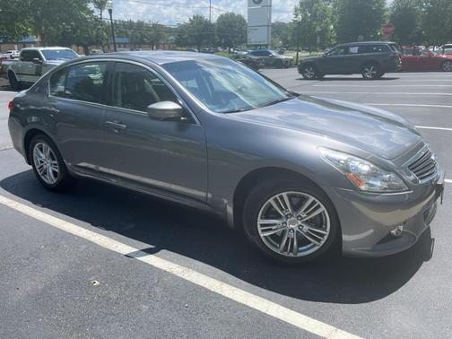 2013 INFINITI G37x Base