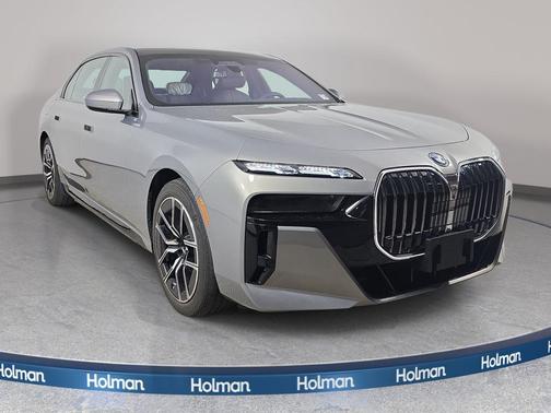 Gray Metallic 2025 BMW 750e xDrive
