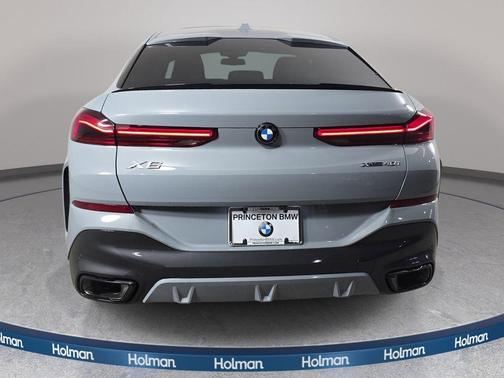 Gray Metallic 2026 BMW X6 xDrive40i