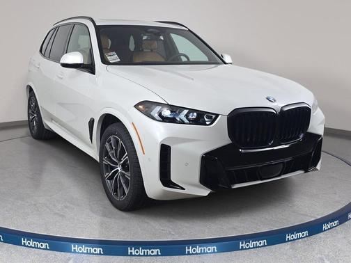 Mineral White Metallic 2026 BMW X5 xDrive40i