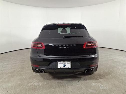 2017 Porsche Macan S