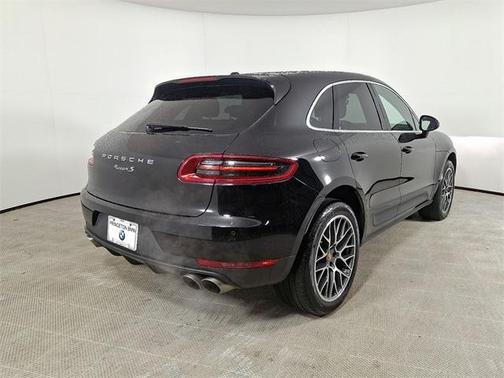 2017 Porsche Macan S