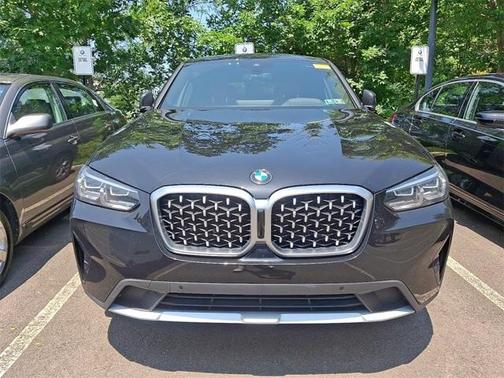 2024 BMW X4 xDrive30i