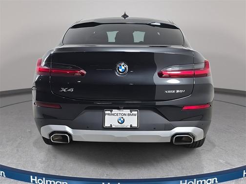2024 BMW X4 xDrive30i