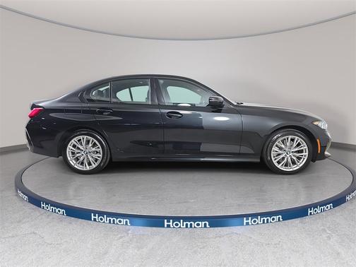 2023 BMW 330 i xDrive