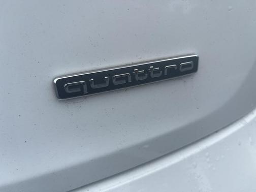2020 Audi Q5 40 Premium Plus