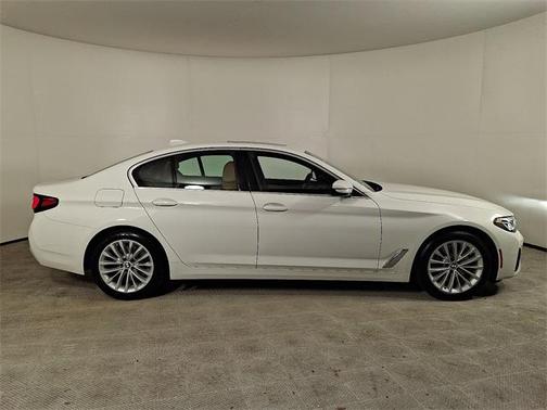 2022 BMW 530 i xDrive