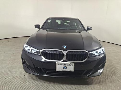 2025 BMW 330 i xDrive