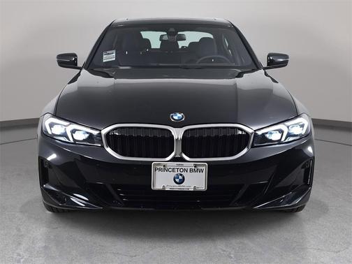 2025 BMW 330 i xDrive