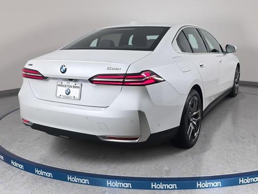 2026 BMW 530 i xDrive