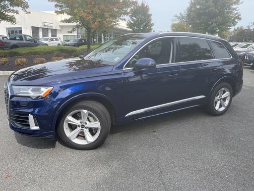 2022 Audi Q7 55 Premium