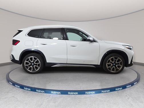 Alpine White 2023 BMW X1 xDrive28i
