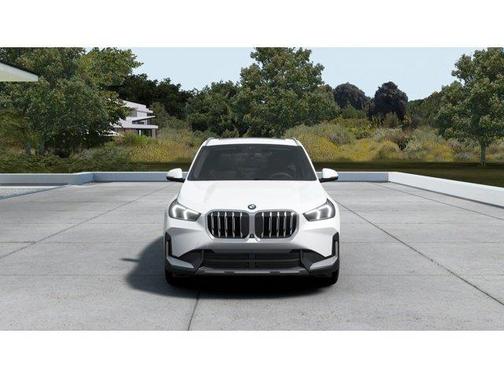 Mineral White Metallic 2026 BMW X1 xDrive28i