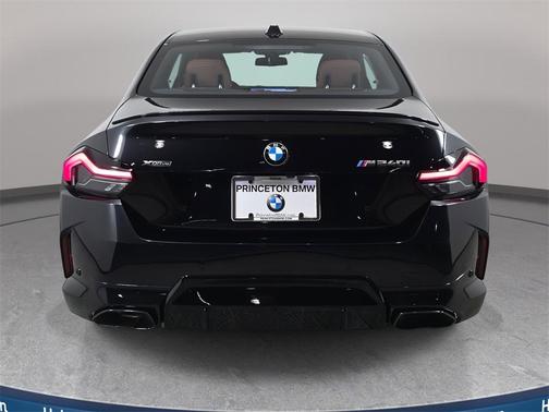 2026 BMW M240 i xDrive