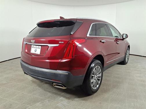 2017 Cadillac XT5 Luxury