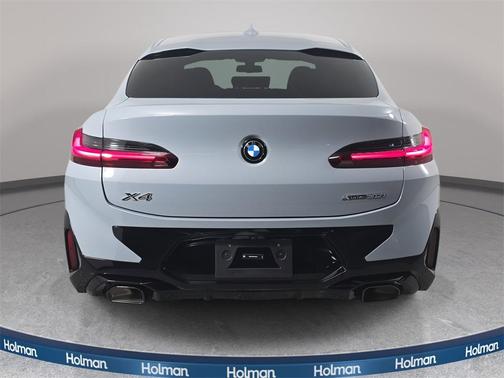 2025 BMW X4 xDrive30i