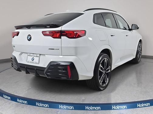 2025 BMW X2 xDrive28i