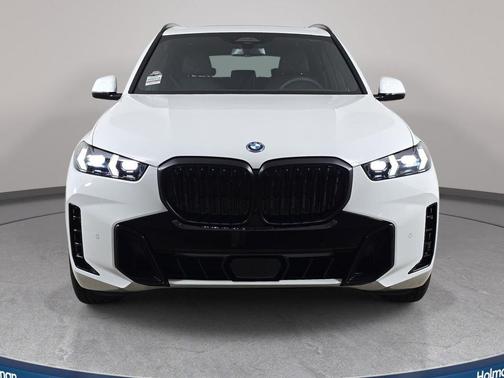 Alpine White 2026 BMW X5 PHEV xDrive50e