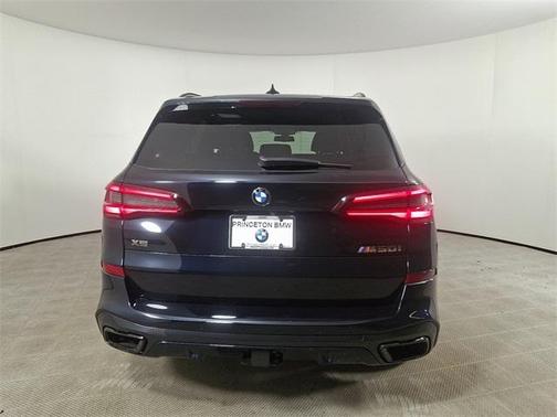 2021 BMW X5 M50i