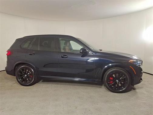 2021 BMW X5 M50i