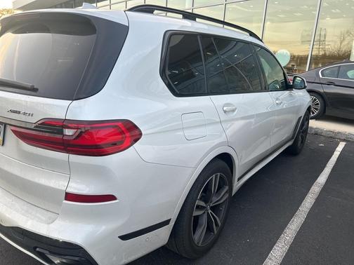 2021 BMW X7 xDrive40i