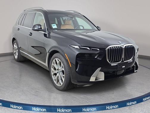 Black Sapphire Metallic 2026 BMW X7 xDrive40i