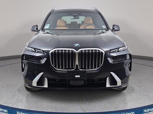 Black Sapphire Metallic 2026 BMW X7 xDrive40i