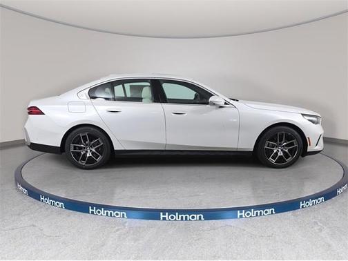 2026 BMW 530 i xDrive