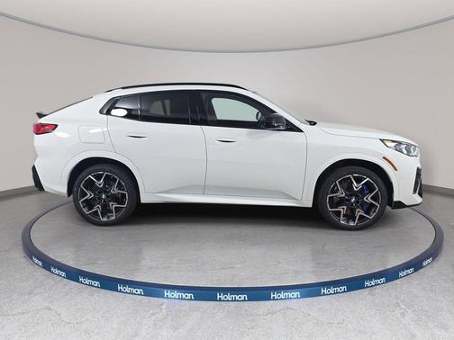 Alpine White 2026 BMW X2 M35i