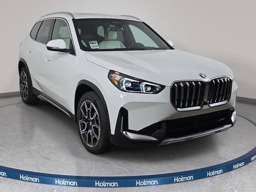 Alpine White 2026 BMW X1 xDrive28i
